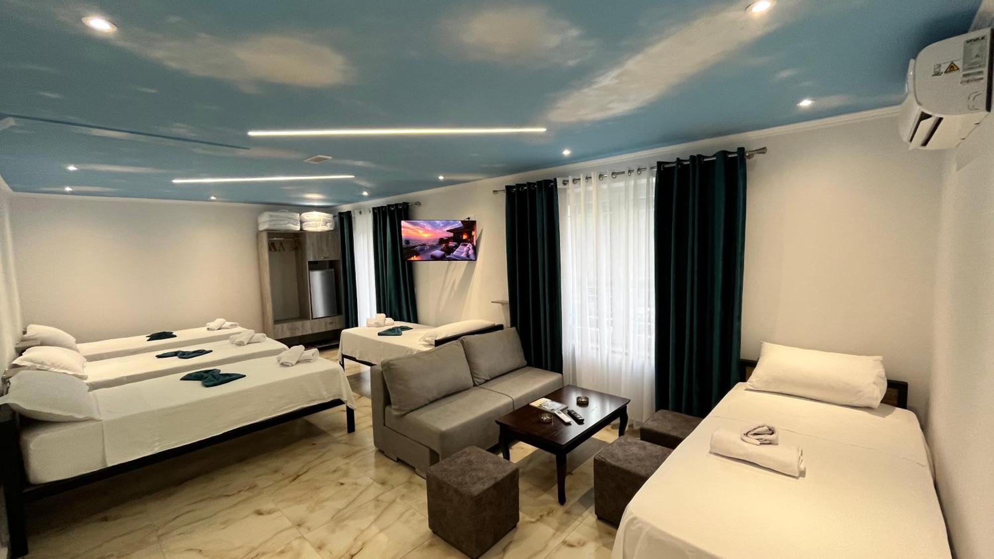 Hotel Davids Koman Luaran gambar